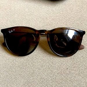 Ray-Ban Polarized Erika round frame sunglasses!